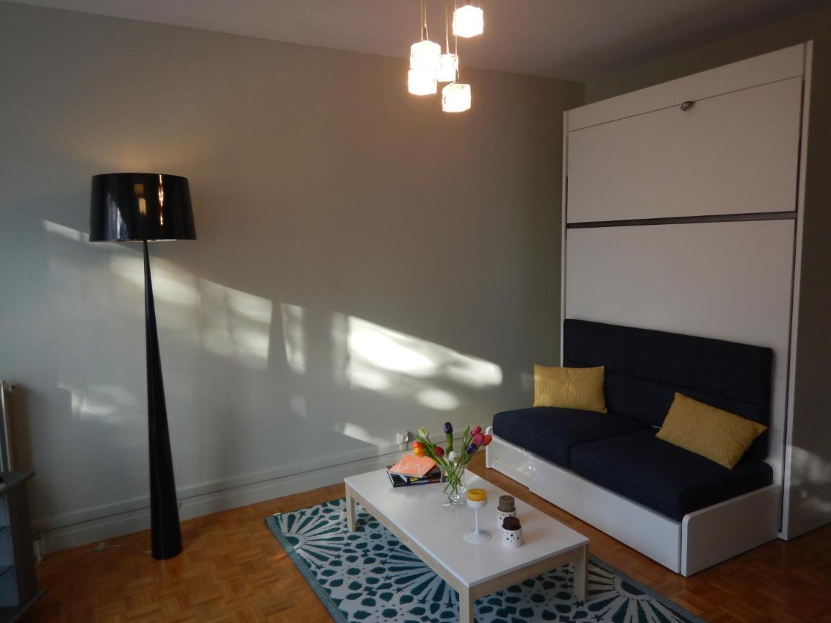Studio Quartier Chateau - Wifi - Garage Individuel A Cle - Electromenager Complet โป ภายนอก รูปภาพ